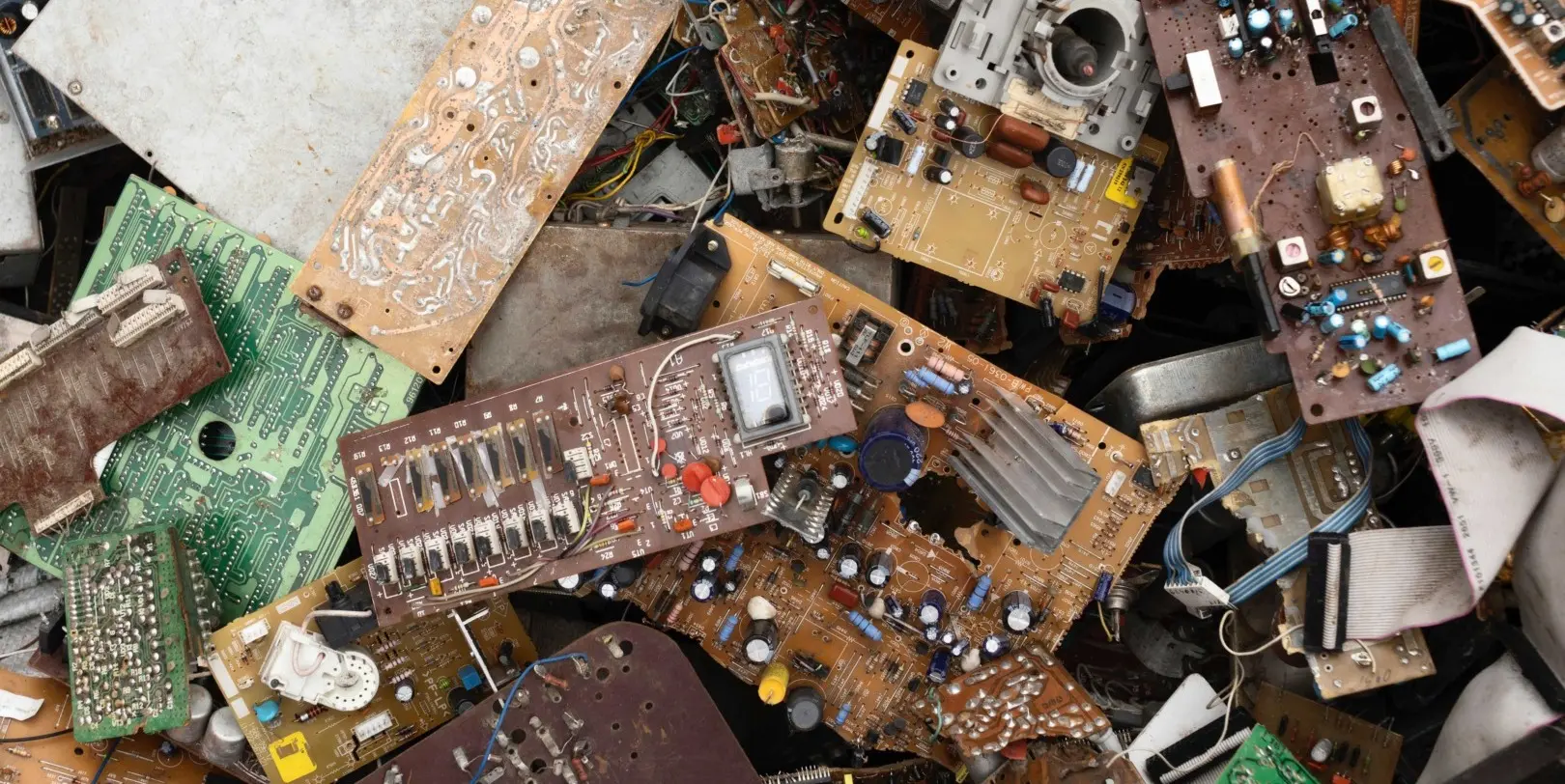 ربات‌های دانمارکی ضایعات الکترونیکی را به معدن طلا تبدیل می‌کنند